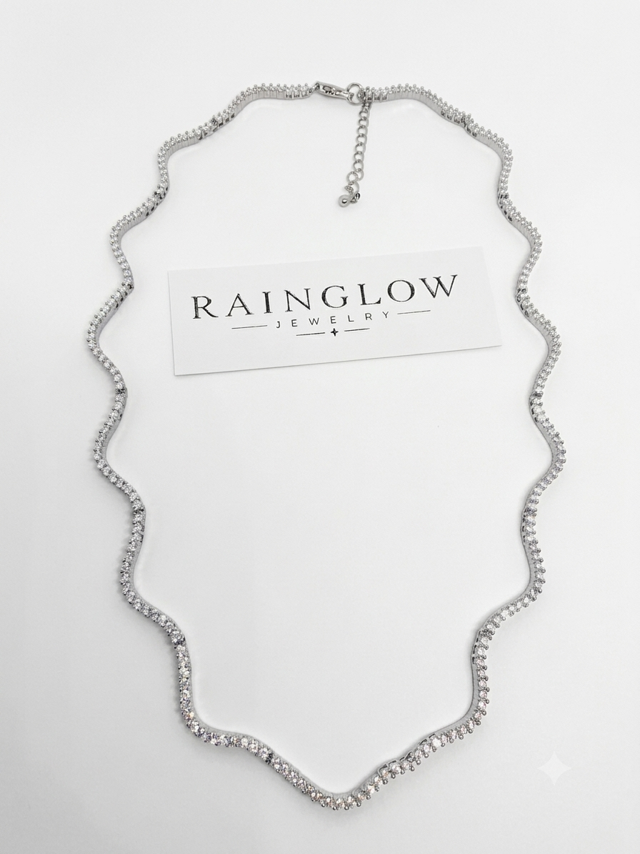 Sway Necklace